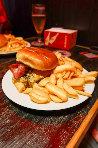 Smash burger con papas